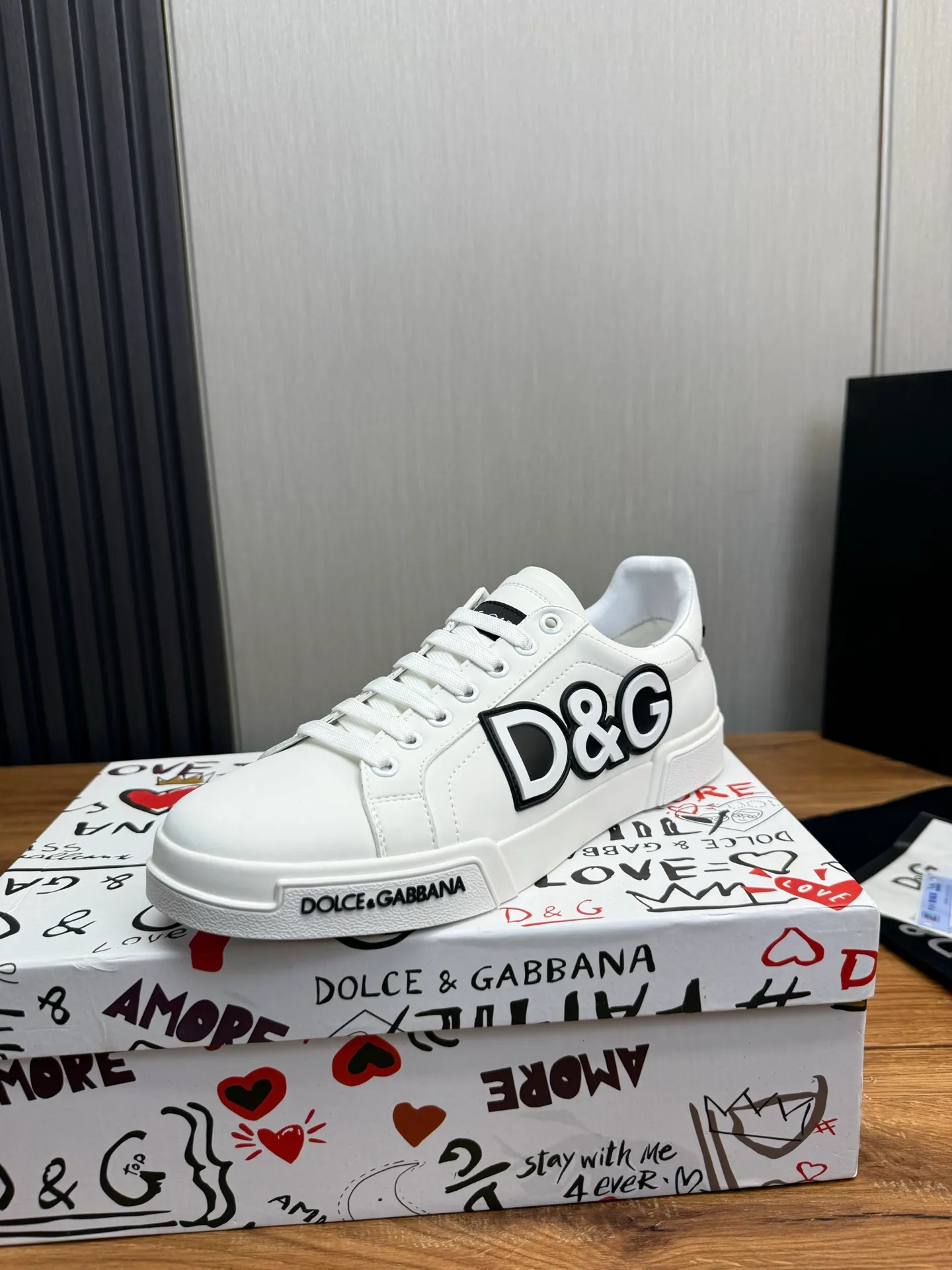 Men's men's shoes💰460💰Dolce & gabbana (DG) official website synchronized new models💥1 fashion hot models: 1 exclusive mold opening ✅ imported cowhide for the upper, unique brand style logo upper 💥sheepskin foot pads 🐑original private mold outsole ✔️36-44 (38.45 custom-made, non-refundable)